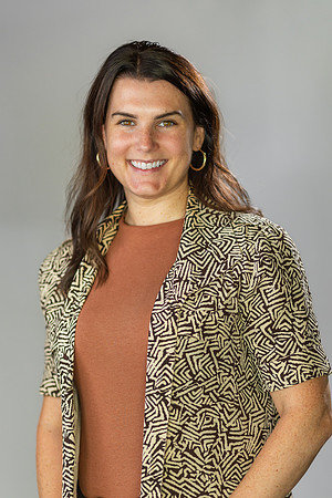 Alyson-Herman-Headshot-Photography- by-Genava-Leigh-65