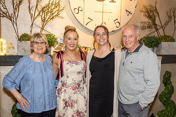 Genava-Leigh-Photography-Wishowsky-50th-Anniversary-23