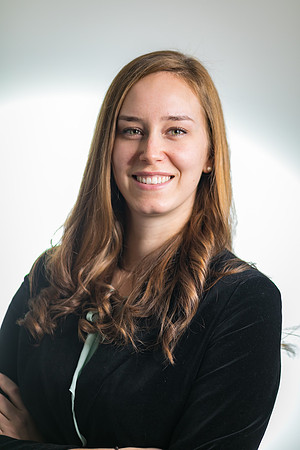 Angelica-headdshots-2018-15