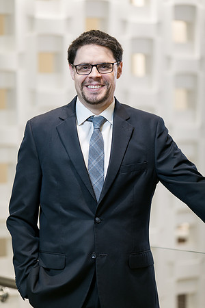 UBS-Group-Headshots-2018-302