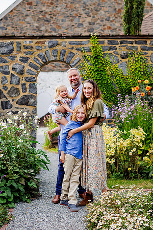 Barnard-Family- Photos-by-Genava-Leigh-33