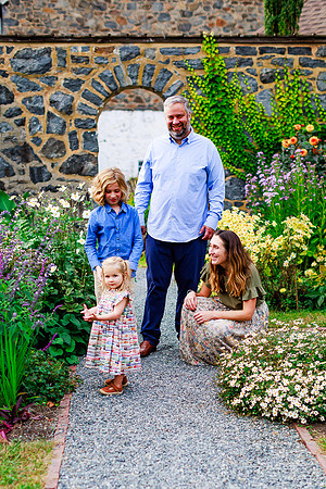 Barnard-Family- Photos-by-Genava-Leigh-31