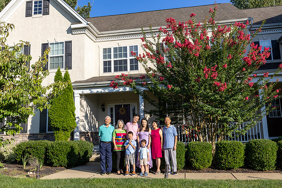 Zhou-Family-Photography-2023-by-Genava-Leigh-15