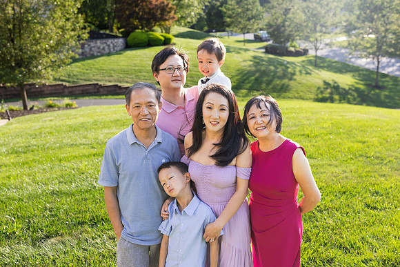 Zhou-Family-Photography-2023-by-Genava-Leigh-34