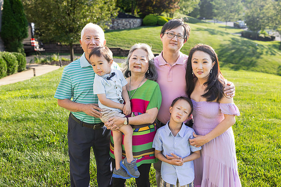 Zhou-Family-Photography-2023-by-Genava-Leigh-48