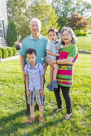 Zhou-Family-Photography-2023-by-Genava-Leigh-53