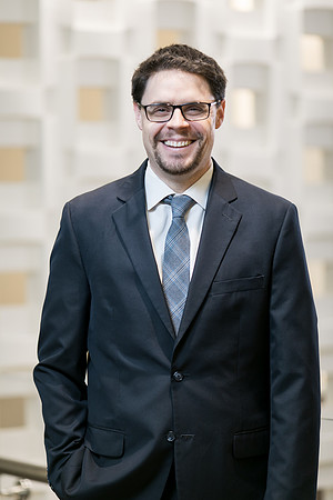 UBS-Group-Headshots-2018-294