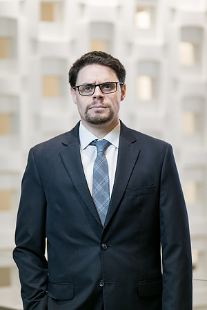 UBS-Group-Headshots-2018-289