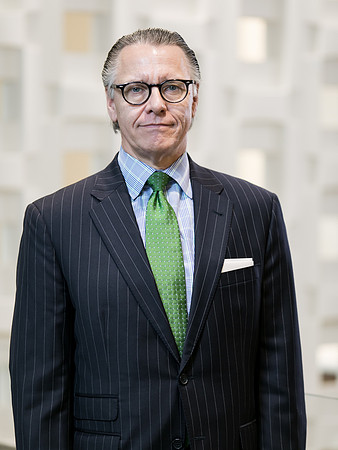UBS-Group-Headshots-2018-3