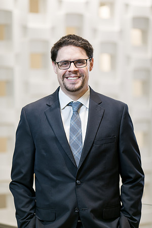 UBS-Group-Headshots-2018-284