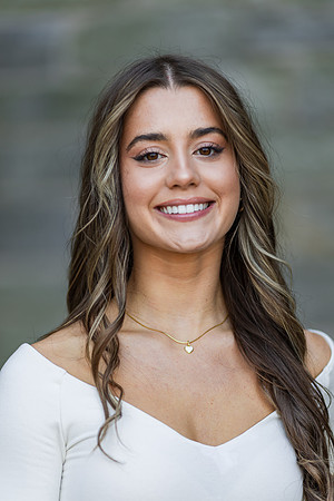 Carla-WCU-Graduation-Photography-by-Genava-Leigh-118