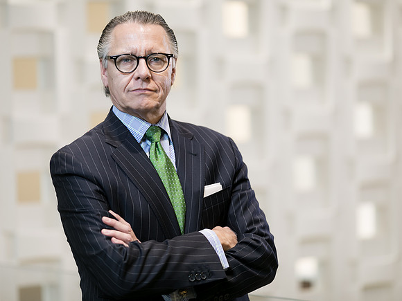 UBS-Group-Headshots-2018-31
