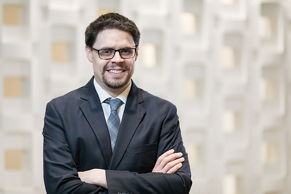 UBS-Group-Headshots-2018-310