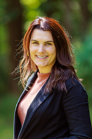 Alyson-Herman-Headshot-Photography- by-Genava-Leigh-122
