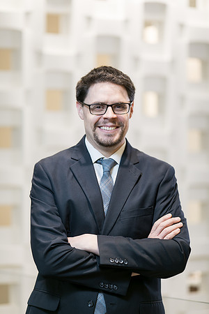 UBS-Group-Headshots-2018-308