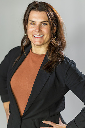 Alyson-Herman-Headshot-Photography- by-Genava-Leigh-74